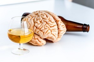 Rối loạn tâm thần do dùng rượu: đừng để “thần cồn” phá hủy bộ não của bạn