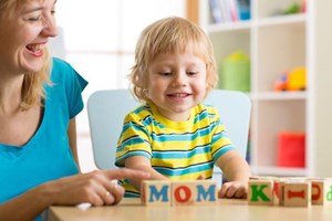 Cách nhận biết và chẩn đoán tự kỷ ở trẻ em